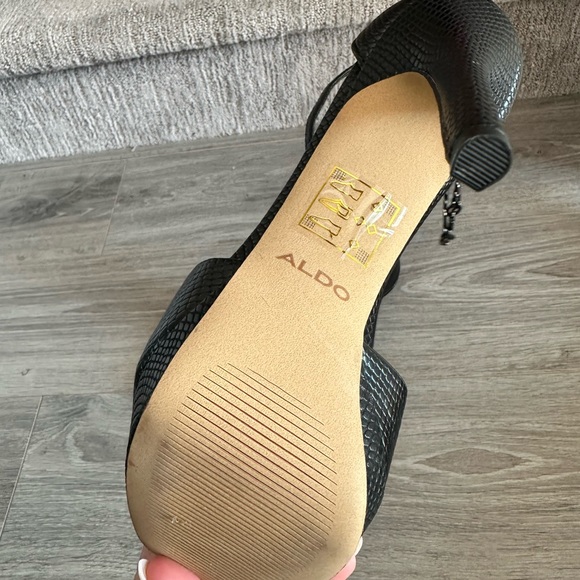 Aldo pillow walk heels - Picture 2 of 3